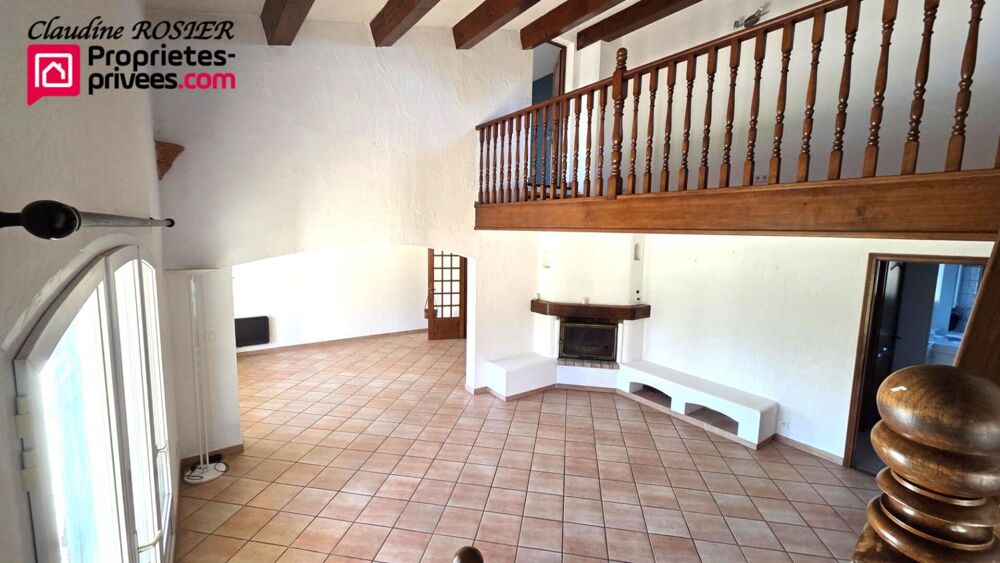 � vendre  Villa Rocbaron (83136)