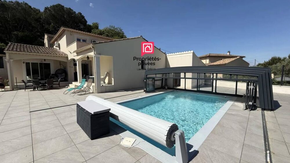 Maison Bagnols Sur Ceze 5 pièce(s) 144 m2