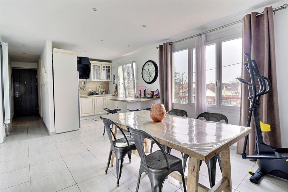 Appartement Sainte-Geneviève-des-Bois 4 pièces 61 m²