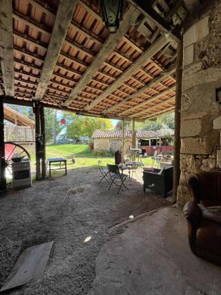  Proprit/chteau  vendre 4 pices 106 m