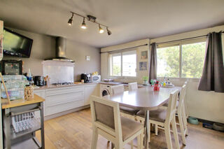  Appartement � vendre 3 pi�ces 93 m�