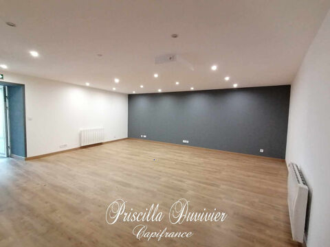 Local commercial avec studio attenant &agrave; vendre BERTHECOURT (60) 135000 60370 Berthecourt