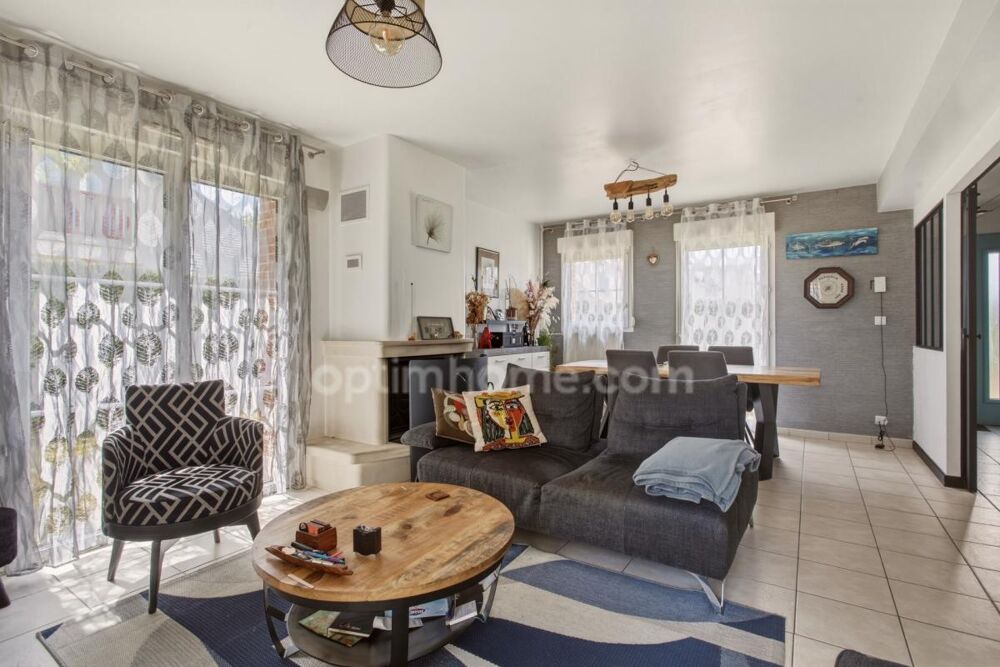 Vente Maison HONFLEUR - MAISON FAMILIALE - 5 PIECES - 4 CHAMBRES DONT UNE SUITE DE PLAIN PIED - JARDIN DE 450 M2 - GARAGE ET PARKING Honfleur