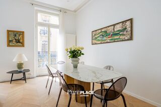 Vente Appartement Appartement T5 de 157 m² à Paris 75116, Avenue Victor Hugo Paris