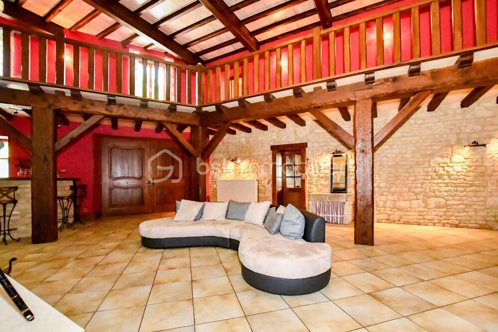 Maison de ville - 260m² - 6 pièces