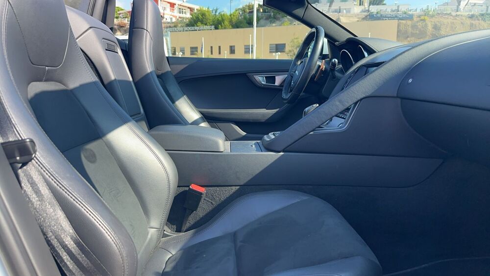 F-Type Cabriolet 3.0 340 BVA8 . 2015 occasion 13620 Carry Le Rouet