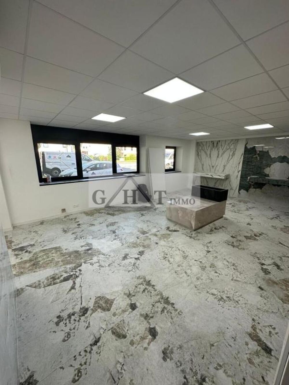   bureaux 47M2 A LOUER MOISSY CRAMAYEL 