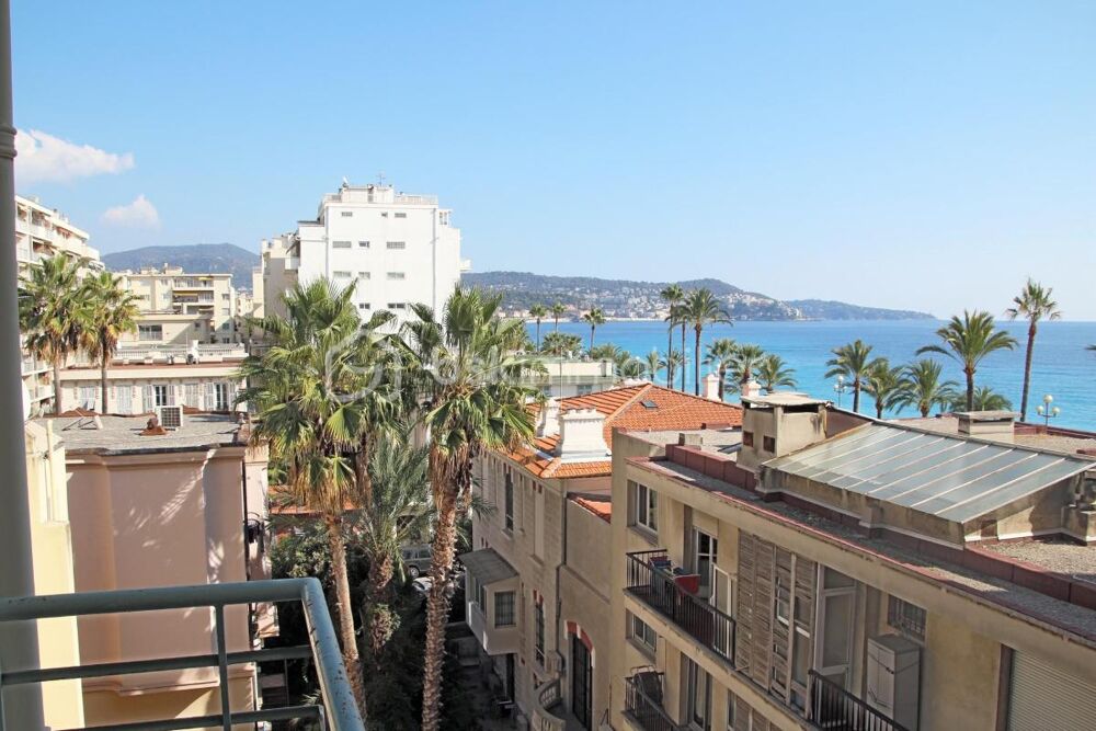 Promenade des anglais : 3 pièces au calme VUE MER