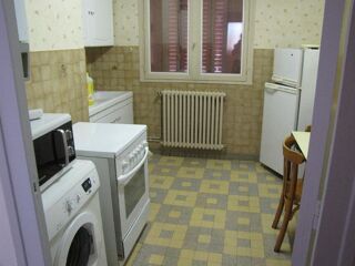  Appartement à louer 3 pièces 60 m²