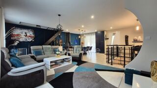  Maison  vendre 6 pices 185 m