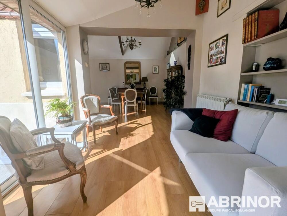 CHARMANTE MAISON