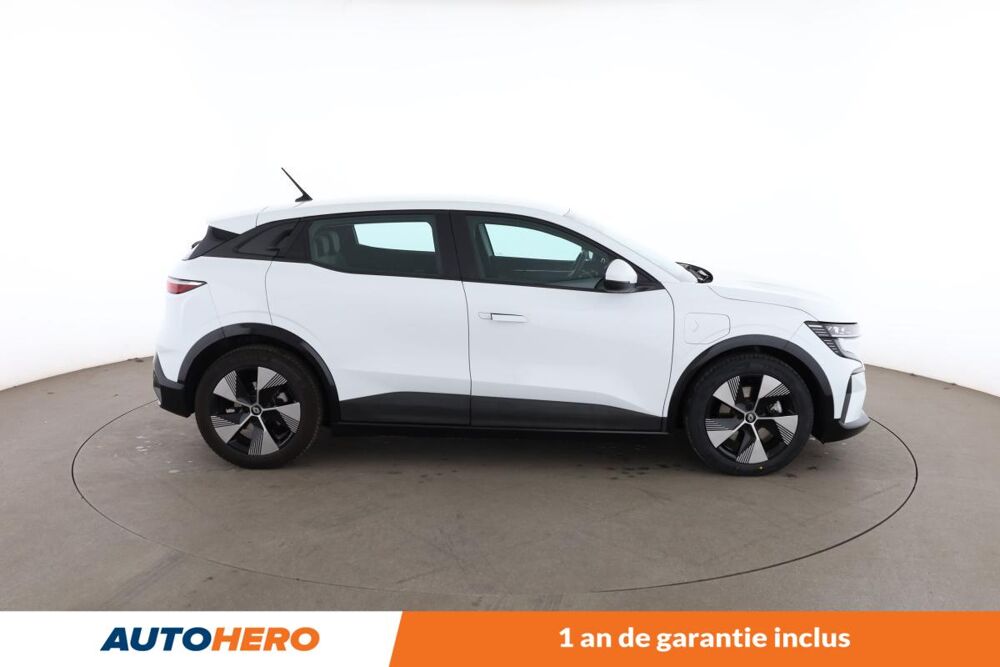 M&eacute;gane EV40 Standard Charge Equilibre 130 ch 2022 occasion 92130 Issy-les-Moulineaux