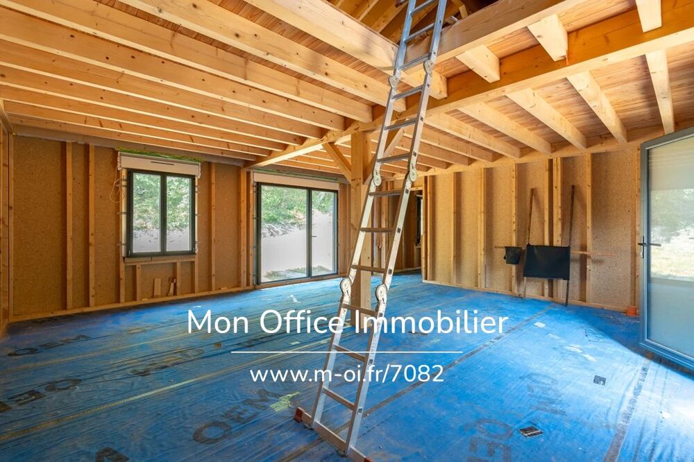 Vente Maison Référence : 7112-AUS - VENELLES – PROPRIÉTÉ EN COURS DE CONSTRUCTION – 2 HABITATIONS – FORT POTENTIEL Aix en provence