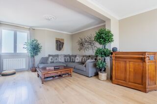  Appartement à vendre 5 pièces 140 m²