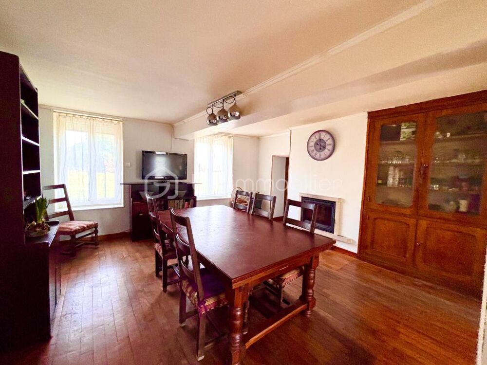 Vente Maison Maison de caractère de 193 m² avec dépendances – Secteur Lantages Lantages