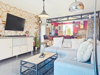  Propri�t�/ch�teau � vendre 8 pi�ces 142 m�