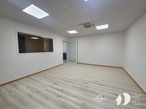 Bureau/local - plateau de 133 m&sup2; avec 4 espaces � Id&eacute;alement situ&eacute; &agrave; Jarry 2500 97122 Baie mahault