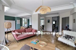  Propriété/château à vendre 8 pièces 275 m²