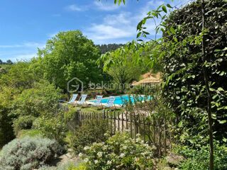  Propri�t�/ch�teau � vendre 15 + pi�ces 500 m�