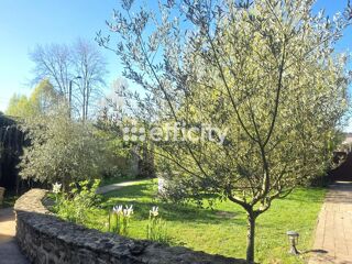  Maison � vendre 9 pi�ces 247 m�