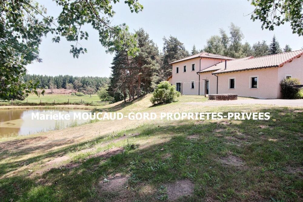 Vente Maison Craponne-sur-Arzon (43500) Très belle maison de 195 m² 5 chambres 3 garages sur 9700m² terrain Craponne sur arzon