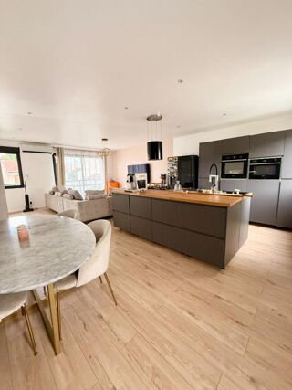  Maison  vendre 5 pices 159 m