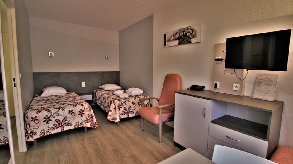 Vente Appartement Studio dans résidence de tourisme thermale prisée avec place de parking extérieur Dax