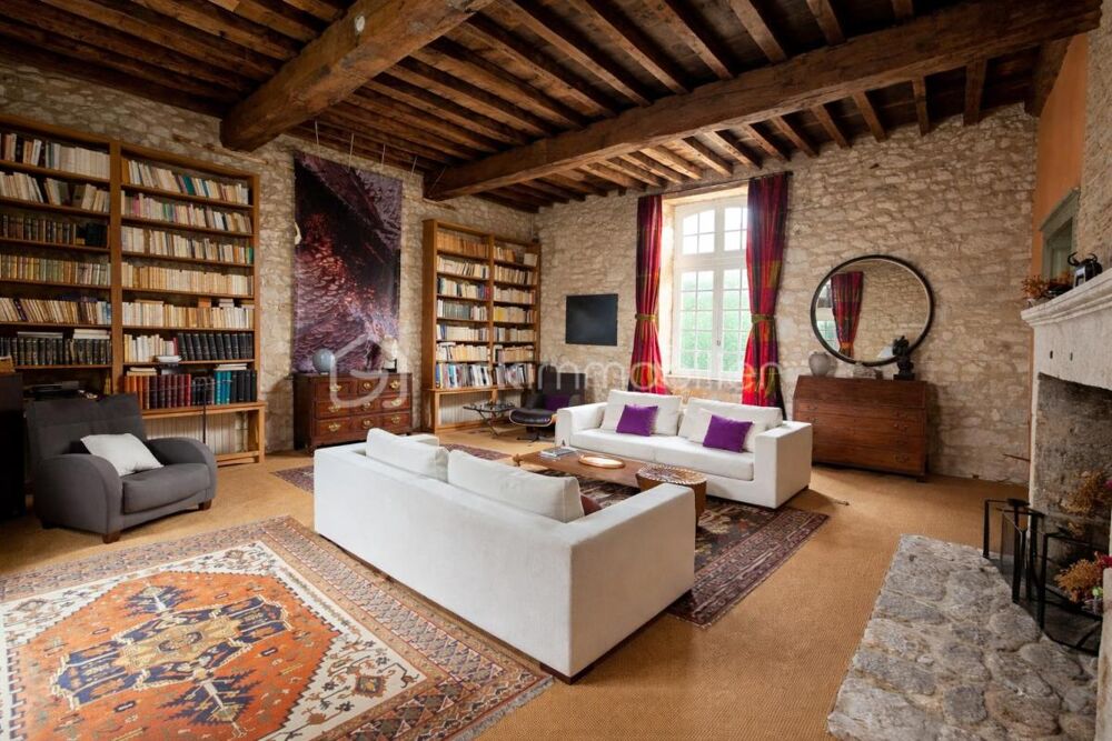 � vendre  Propri�t�/ch�teau Issigeac (24560)