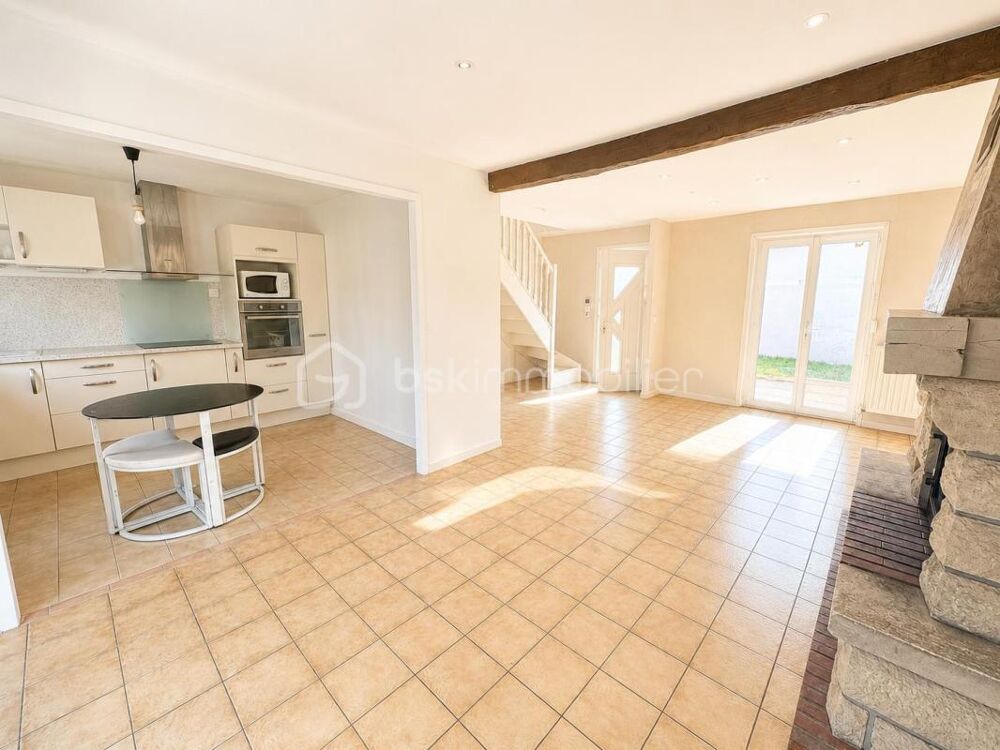 Pavillon familial de 107 m² sur un terrain de 1 600 m²