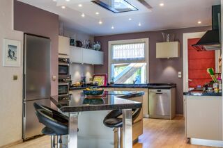  Propri�t�/ch�teau � vendre 8 pi�ces 335 m�