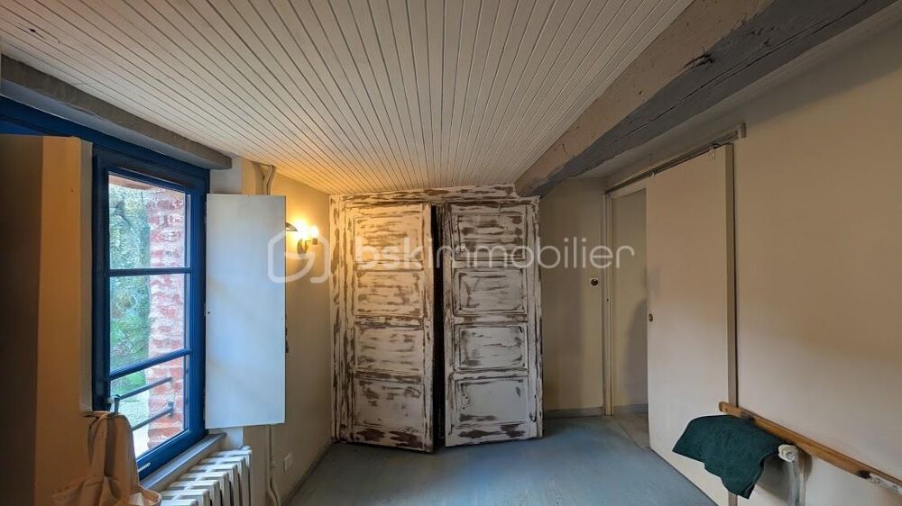 Vente Maison MAGNIFIQUE MAISON DE CARACTERE QUARTIER HISTORIQUE     79 M²    2 CHAMBRES + MEZZANINE Fougeres