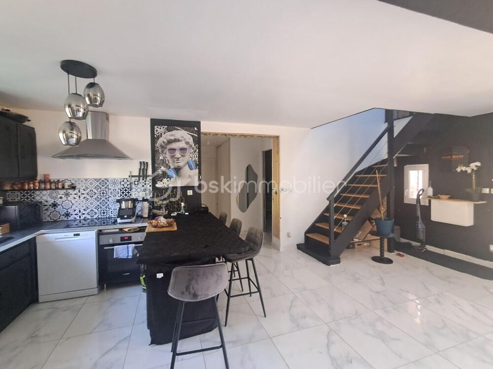 MAISON RECENTE -93M2 3 CHAMBRES TERRAIN 1560M2
