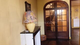  Immeuble à vendre 12 pièces 270 m²