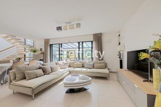  Villa � vendre 7 pi�ces 230 m�