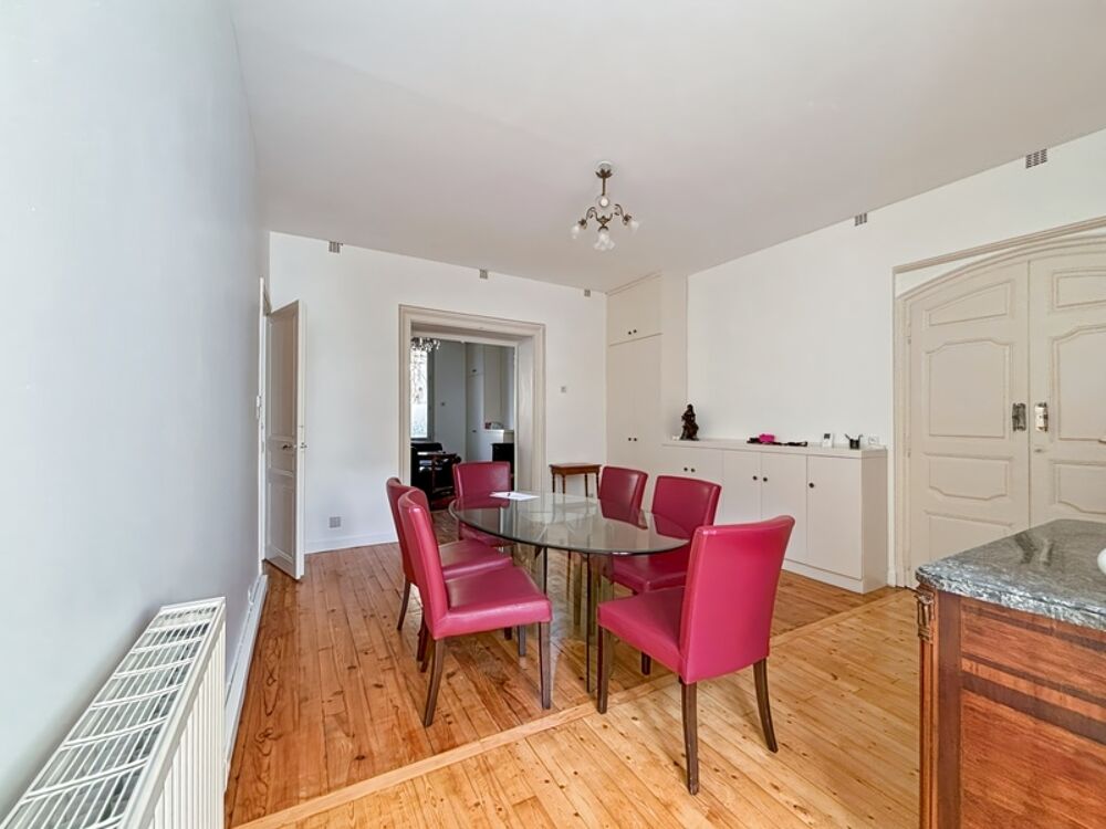 Superbe Appartement Haussmannien Rénové en Plein Coeur de Tarbes