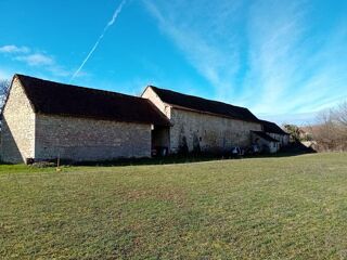  Remise / Grange à vendre 5 pièces 280 m²