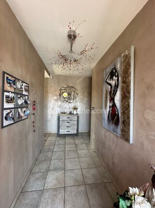  Maison  vendre 8 pices 260 m