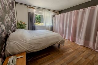  Maison  vendre 10 pices 250 m