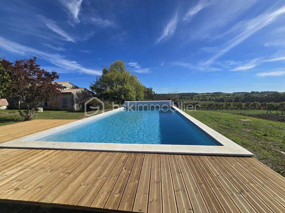 Vente Maison Corps de ferme en pierre au cœur des vignes – 157 m² habitables avec dépendances Pineuilh
