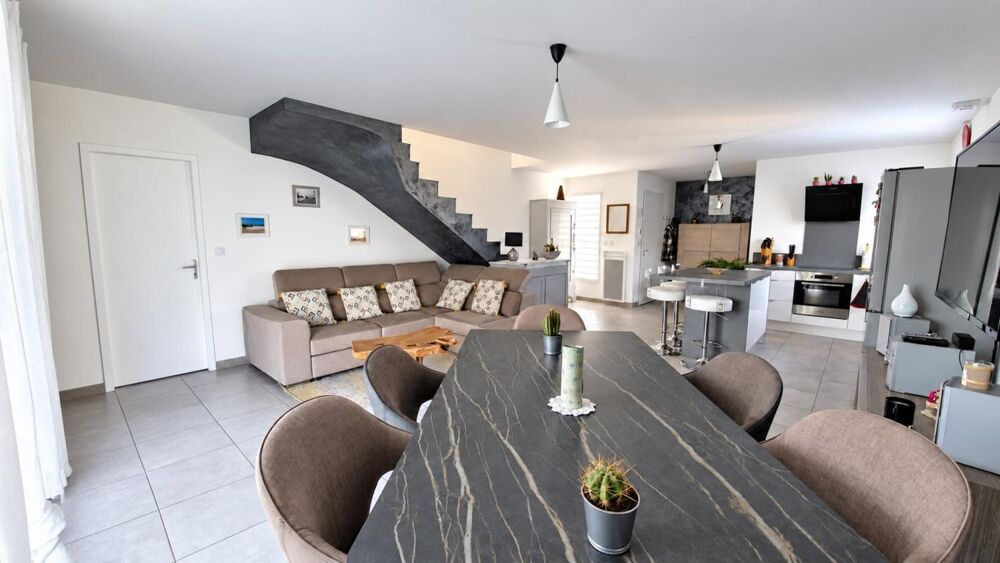 Vente Villa VILLA T4 RECENTE ET CONTEMPORAINE Saint just