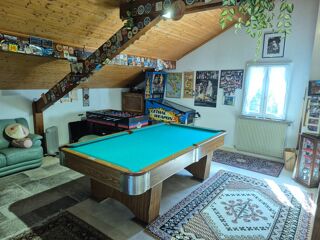  Maison à vendre 8 pièces 241 m²