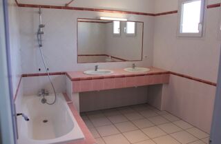  Maison � louer 6 pi�ces 135 m� Bourg les valence