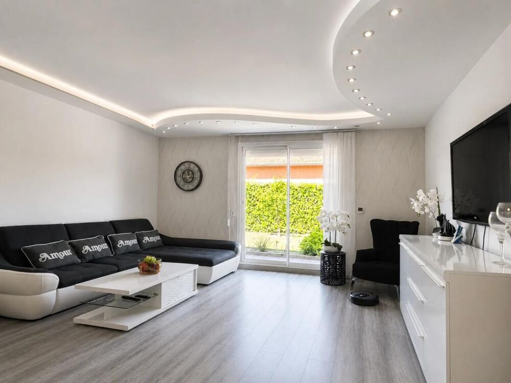 Maison de 7 pièces de 113 m² à Les Roches-de-Condrieu