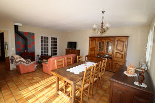Vente Villa SAINT-BÉNIGNE – Belle villa de 155 m² – Vue sur les Monts du Mâconnais – Terrain de 1837 m² clos Saint benigne