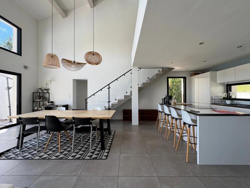 � vendre  Maison Montfuron (04110)