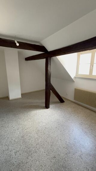  Appartement à louer 3 pièces 68 m²