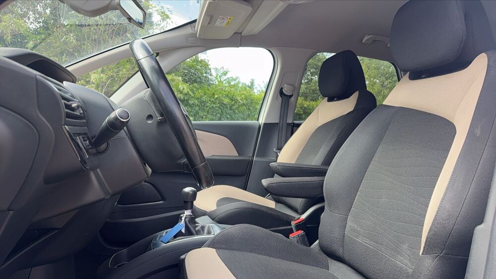 C4 Picasso 1.2 PureTech 130 Feel 2015 occasion 69800 Saint Priest
