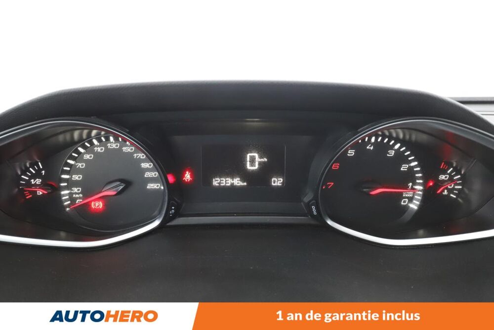 308 1.2 PureTech Access 110 ch 2015 occasion 92130 Issy-les-Moulineaux