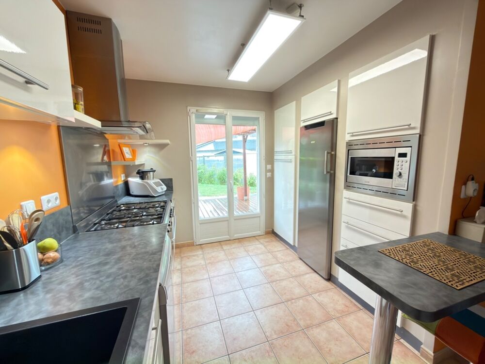 Vente Maison Maison 5 pièces, 95 m2 Beville le comte
