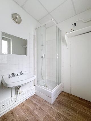  Appartement à louer 2 pièces 37 m²